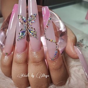 Meet your Posher, Maya